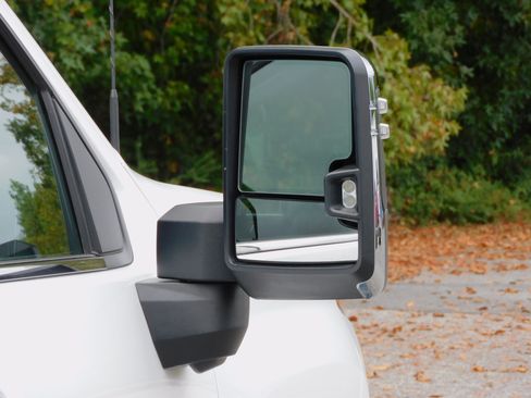 Used 2024 Chevrolet Silverado 2500 LTZ image 16