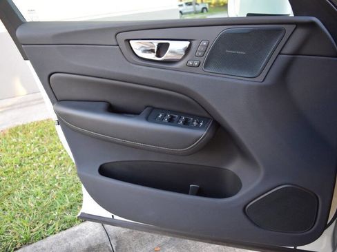 Used 2019 Volvo XC60 T6 Inscription image 73