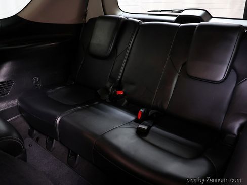 Used 2017 Nissan Armada Platinum image 13