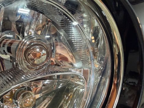 Used 2005 Bentley Arnage T image 9