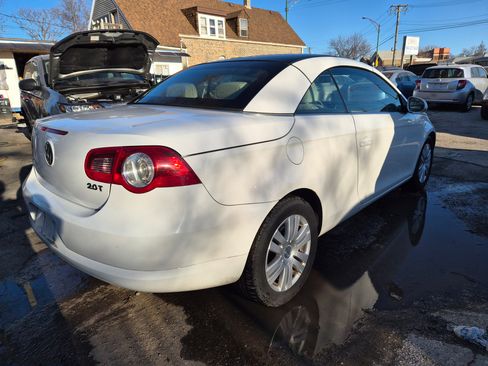 Used 2008 Volkswagen Eos 2.0T image 3