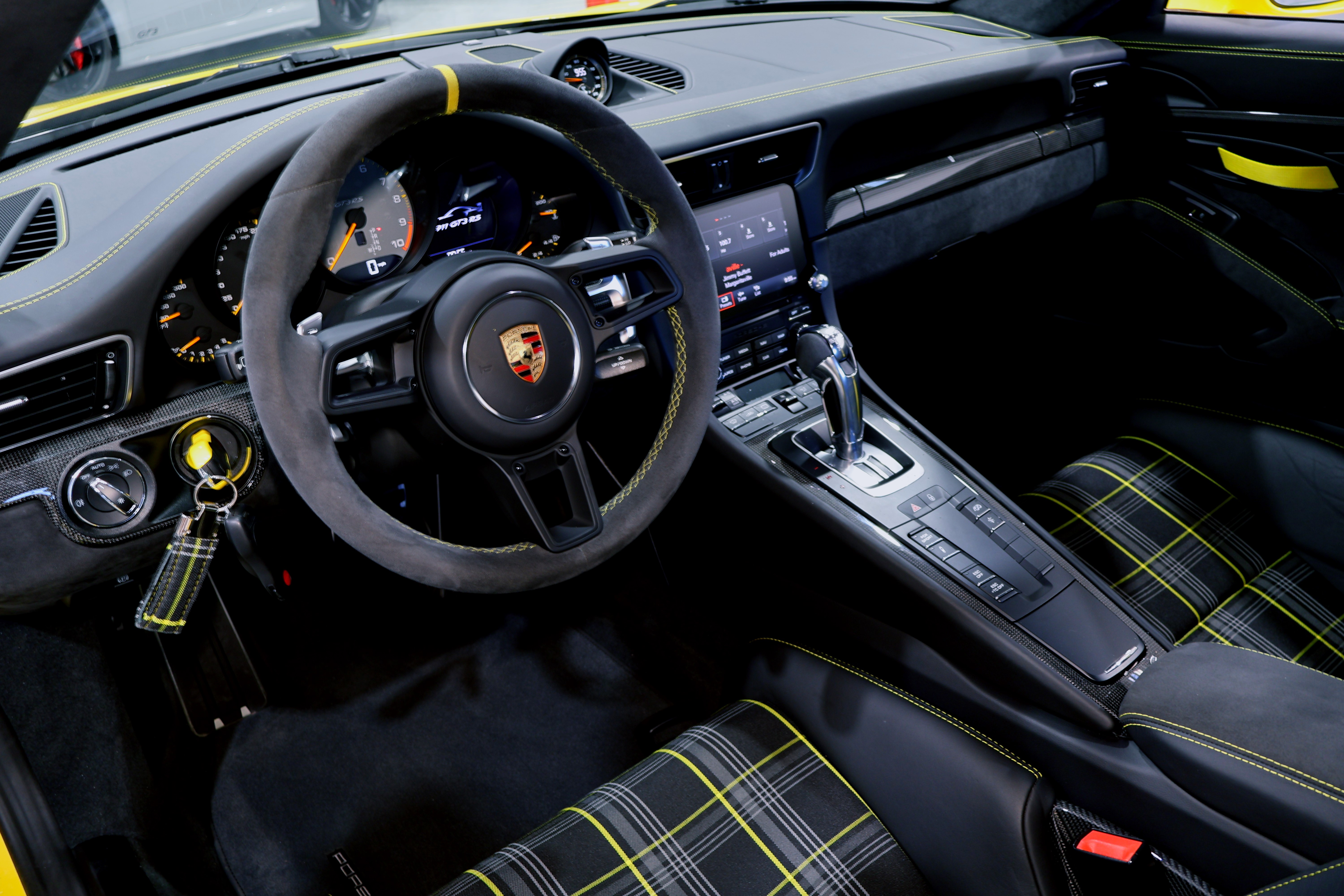 Used 2019 Porsche 911 GT3 RS RWD image 24