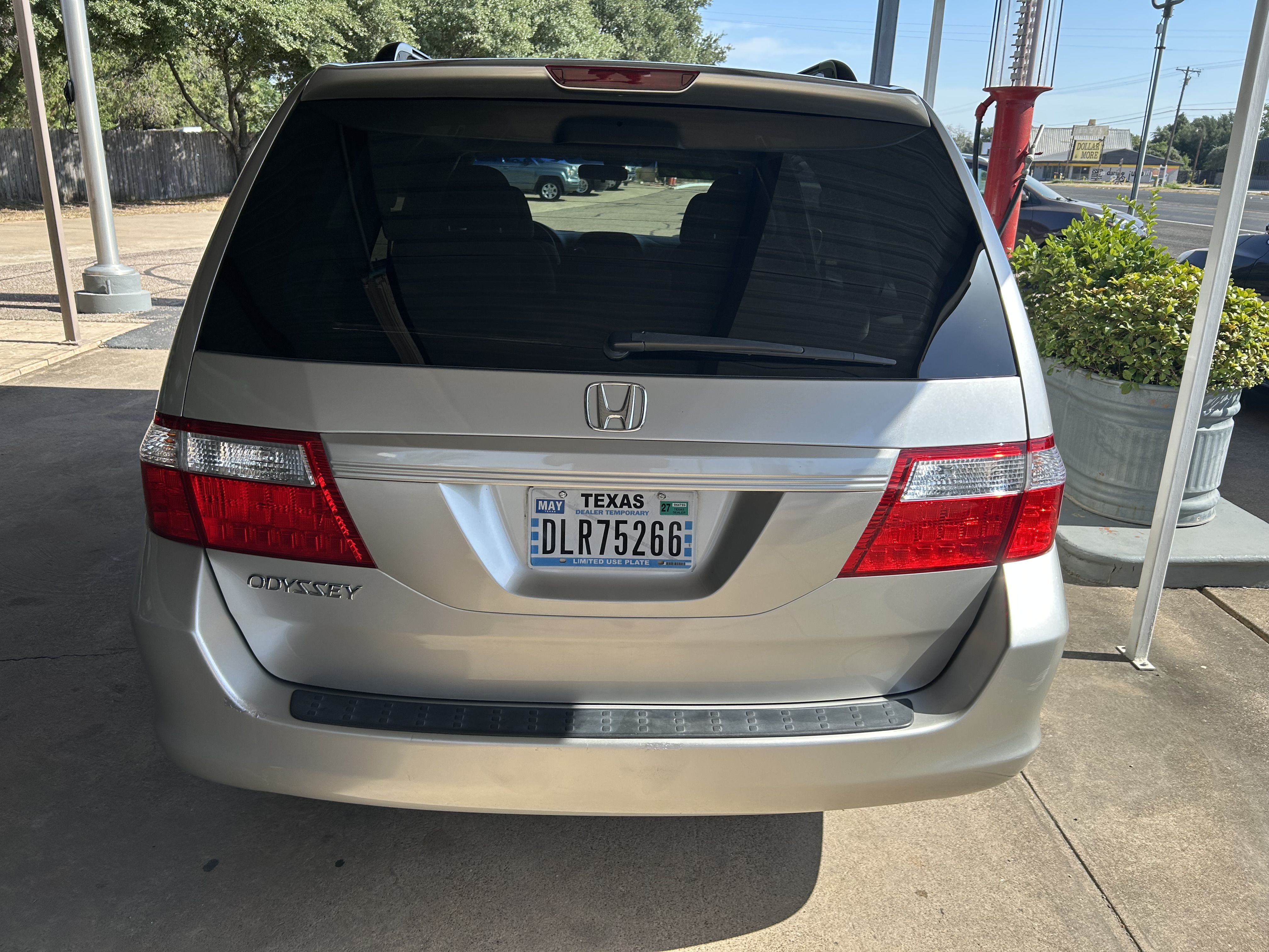 Used 2006 Honda Odyssey EX image 2