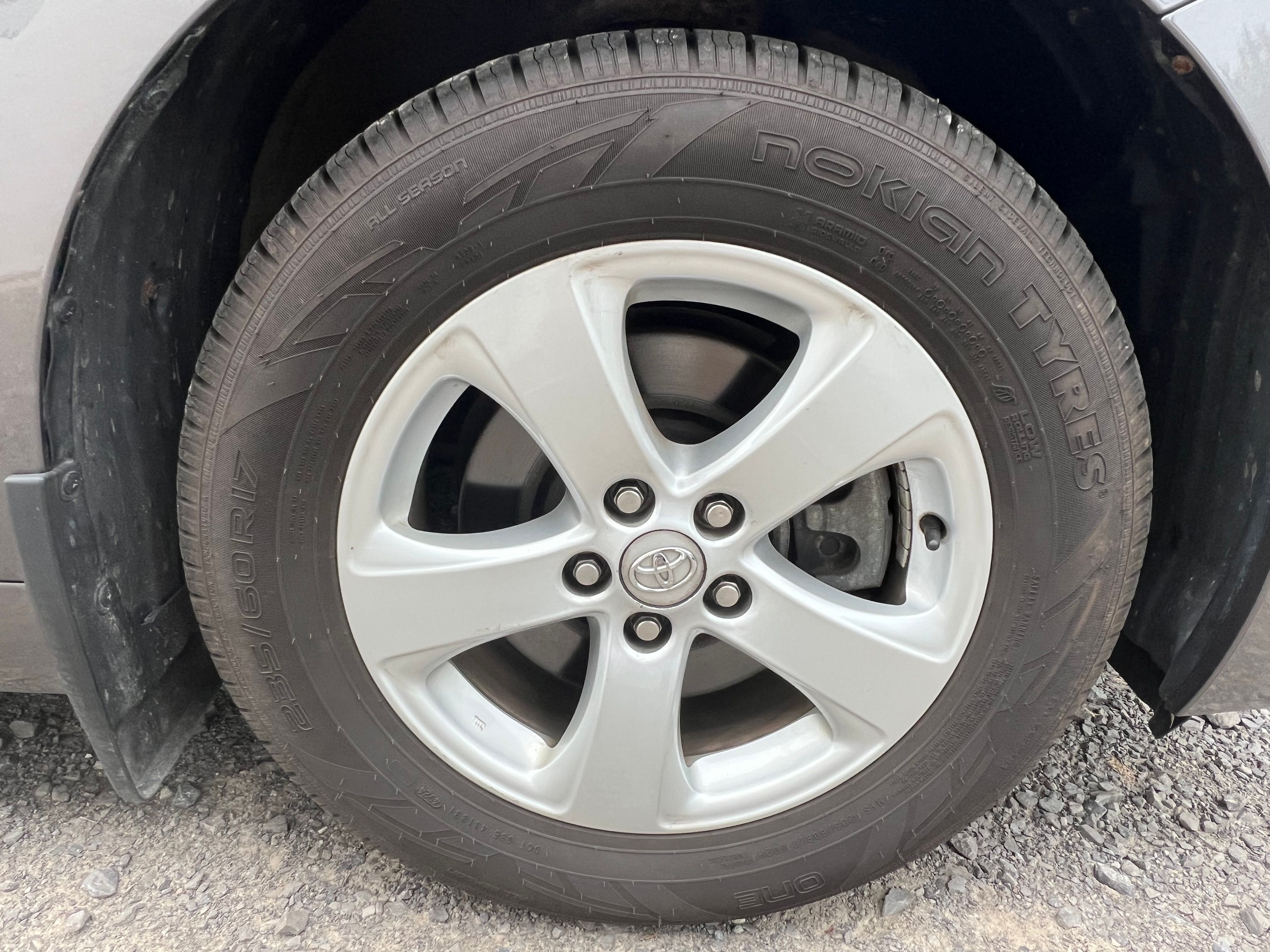 Used 2015 Toyota Sienna LE FWD image 16