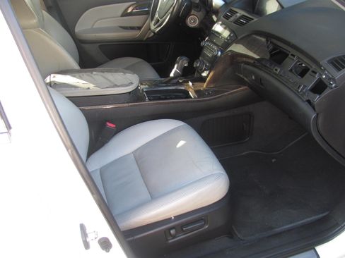 Used 2011 Acura MDX image 3