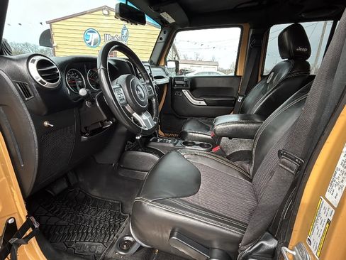 Used 2013 Jeep Wrangler Unlimited Sport image 14
