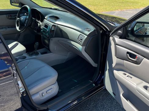 Used 2010 Kia Optima EX image 12