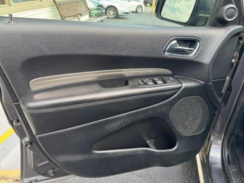 Used 2016 Dodge Durango AWD SXT image 8