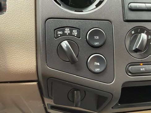 Used 2009 Ford F250 4x4 Crew Cab Super Duty image 17