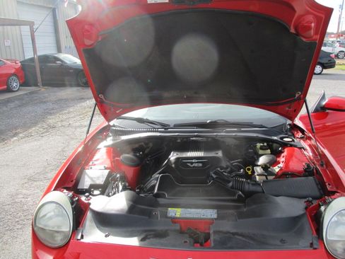 Used 2004 Ford Thunderbird LX image 43