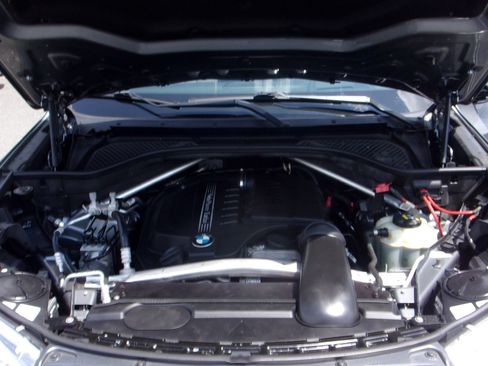 Used 2017 BMW X5 xDrive35i image 39