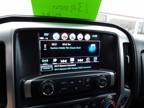 Used 2017 GMC Sierra 1500 SLT image 10