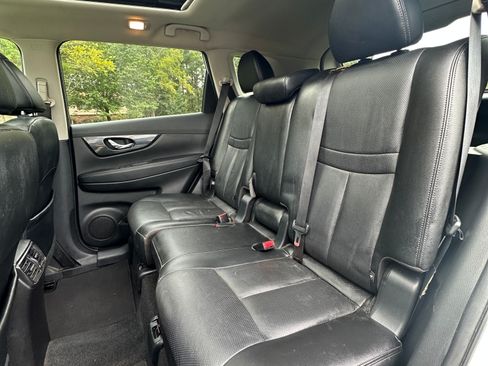 Used 2015 Nissan Rogue SL image 9