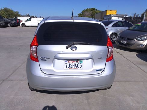 Used 2015 Nissan Versa Note SV FWD image 6
