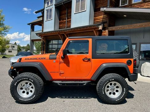 Used 2015 Jeep Wrangler Rubicon image 3