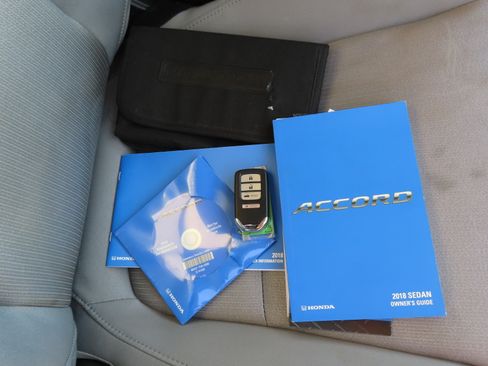 Used 2018 Honda Accord LX image 23