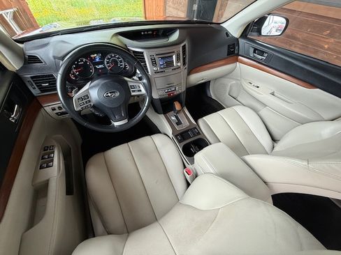 Used 2014 Subaru Outback 2.5i Limited image 18
