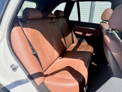 Used 2017 BMW X5 xDrive35i AWD/4WD image 10