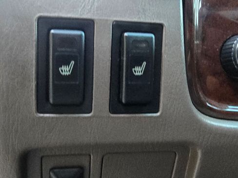 Used 2001 Toyota 4Runner Limited image 35