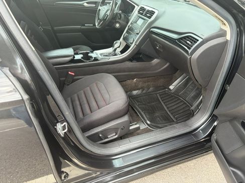 Used 2015 Ford Fusion SE FWD image 7