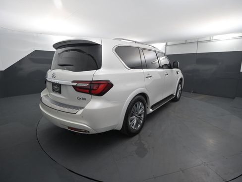 Used 2018 INFINITI QX80 image 5