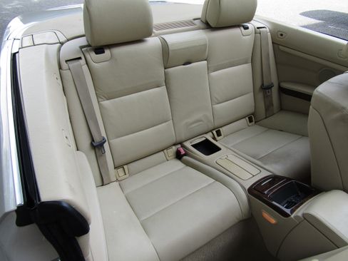 Used 2009 BMW 328i Convertible RWD image 13