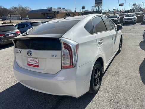 Used 2012 Toyota Prius Two image 4
