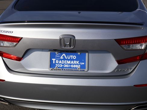 Used 2022 Honda Accord Sport image 11