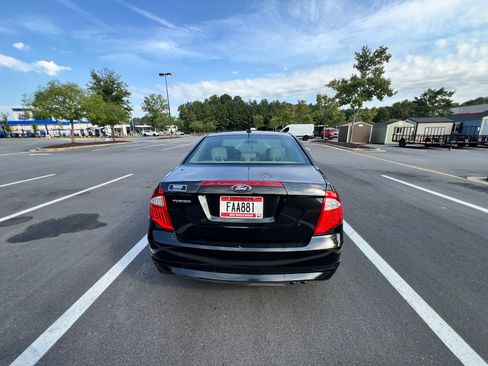 Used 2012 Ford Fusion S FWD image 4