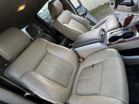 Used 2010 Ford F150 Lariat image 11