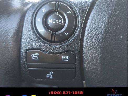 Used 2016 Lexus IS 200t image 15