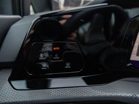 Used 2024 Volkswagen GTI SE image 36