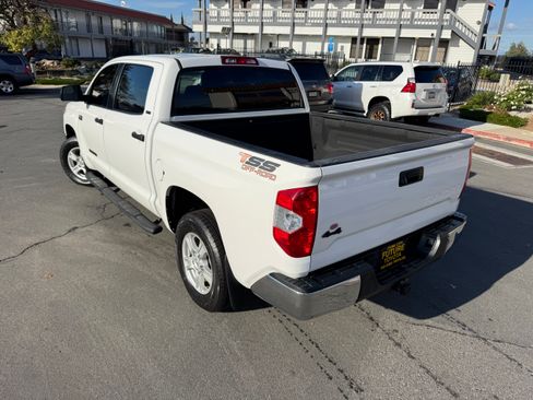 Used 2018 Toyota Tundra SR5 image 7