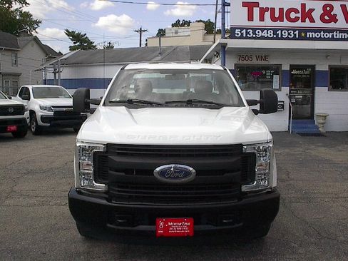 Used 2019 Ford F250 XL image 2