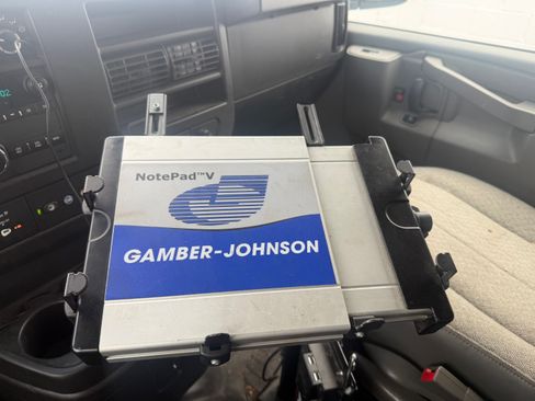 Used 2022 GMC Savana 2500 LT image 11