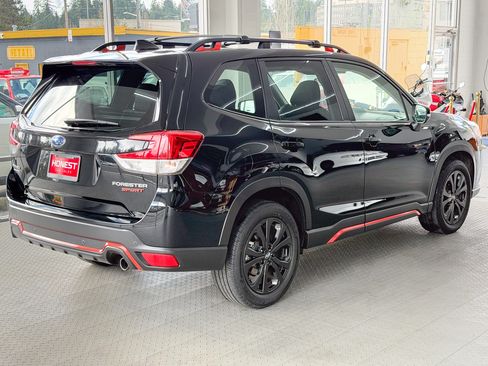 Used 2022 Subaru Forester Sport image 4
