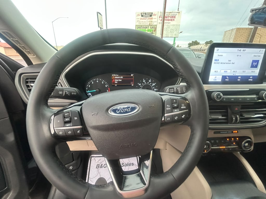 Used 2021 Ford Escape FWD SEL image 13