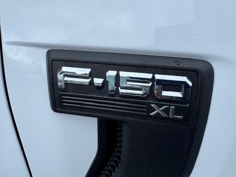Used 2022 Ford F150 XL image 21