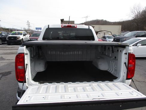 Used 2019 Chevrolet Colorado W/T image 13