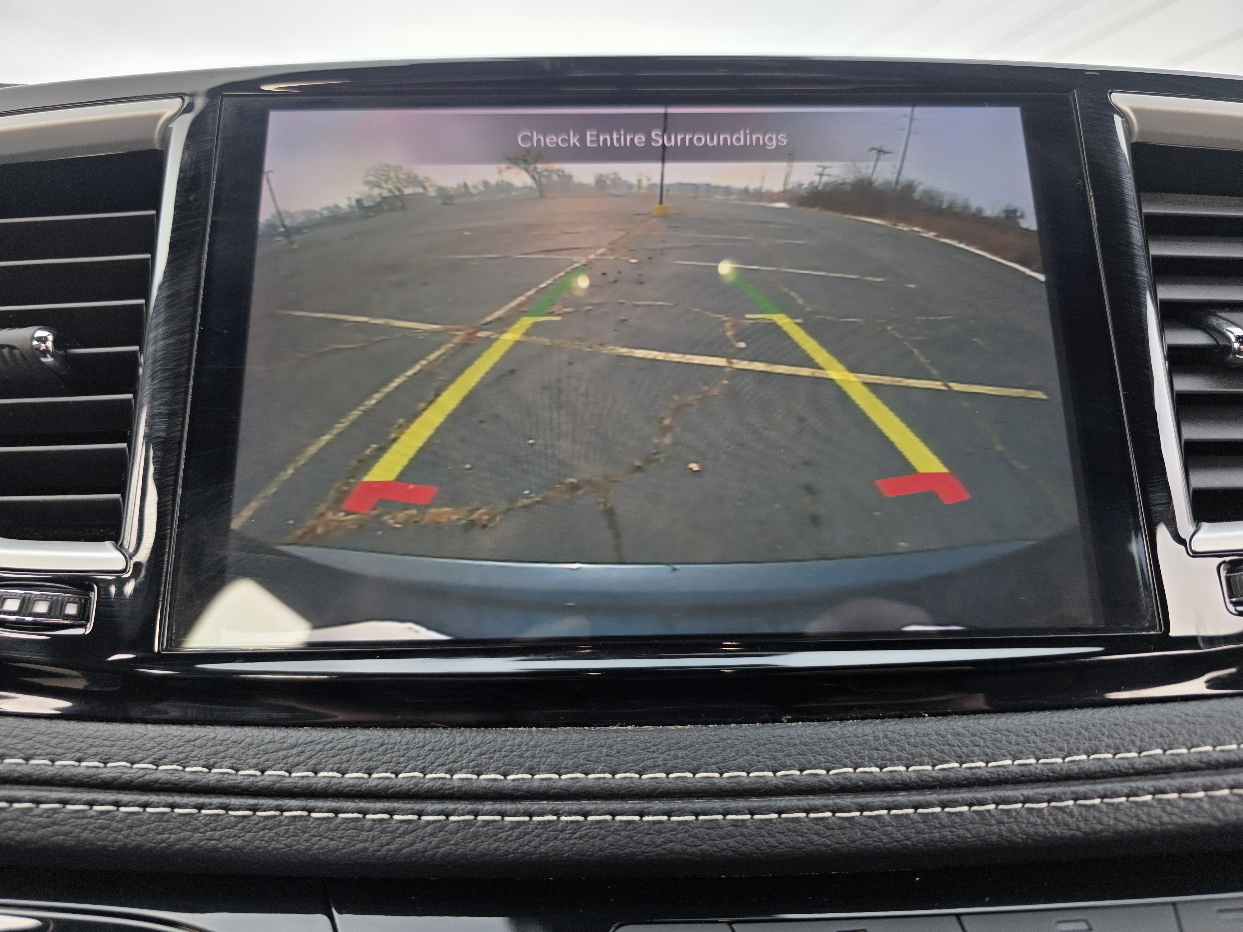 Used 2025 Chrysler Pacifica Select FWD image 31