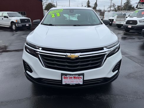 Used 2023 Chevrolet Equinox LS image 24