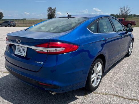 Used 2018 Ford Fusion S Hybrid FWD image 10
