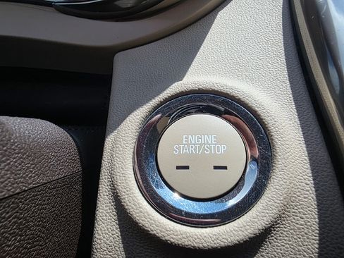 Used 2015 Buick LaCrosse Leather FWD image 16