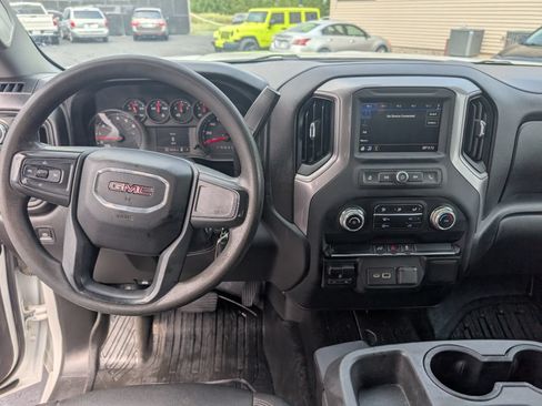 Used 2023 GMC Sierra 2500 4x4 Crew Cab Pro image 10