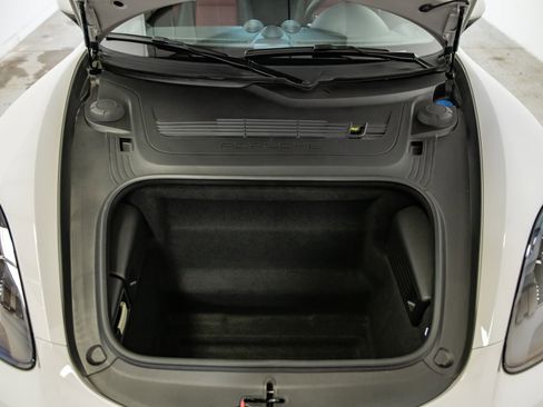 Used 2023 Porsche 718 Cayman image 39