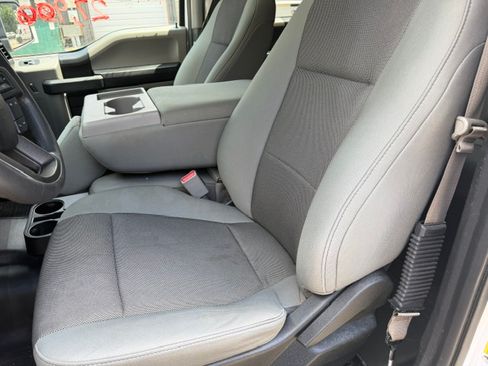 Used 2017 Ford F150 4x4 SuperCrew image 16