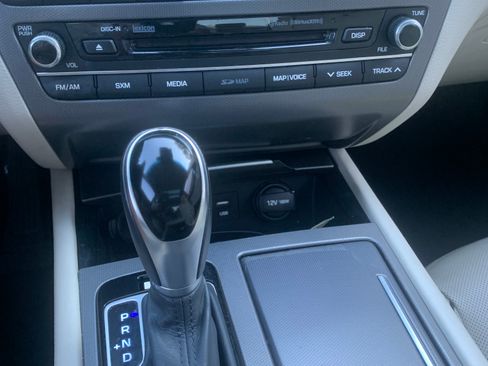 Used 2016 Hyundai Genesis 3.8 image 20