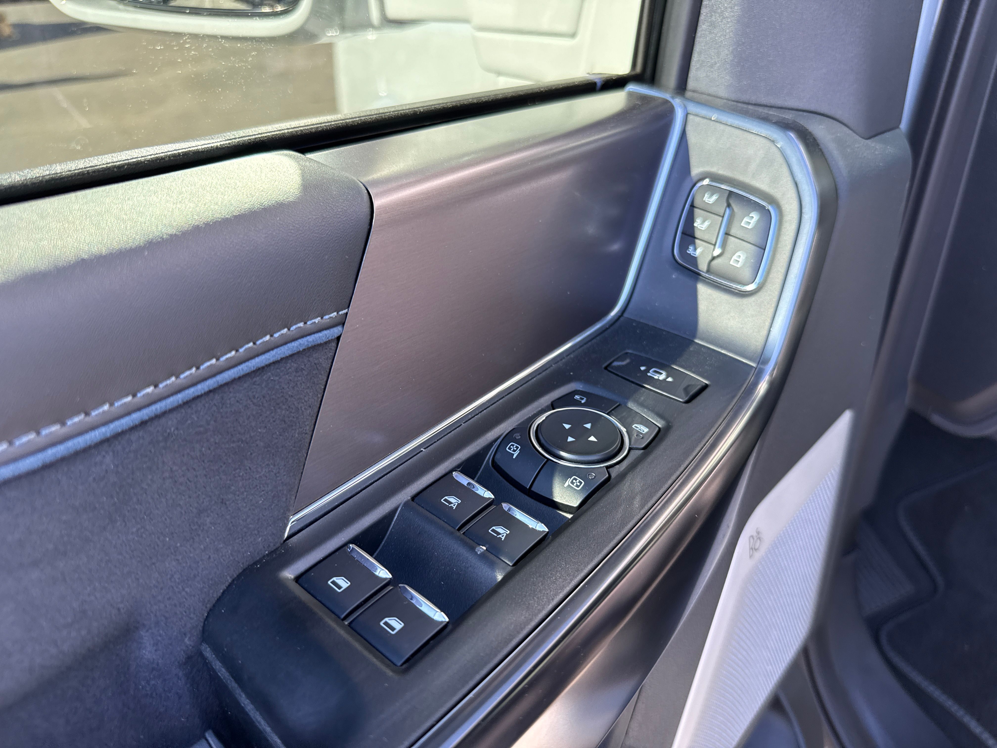 Used 2026 Ford F450 4x4 Crew Cab Super Duty image 24