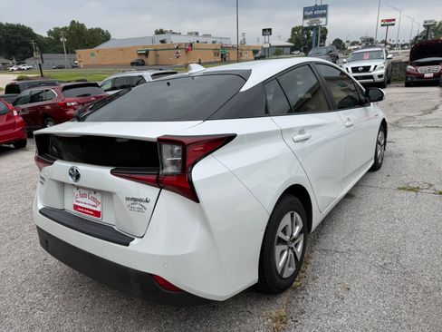 Used 2022 Toyota Prius AWD w/ Protection Package #2 image 4