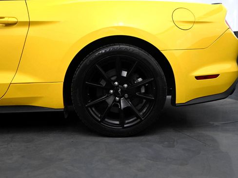 Used 2017 Ford Mustang GT Premium image 40